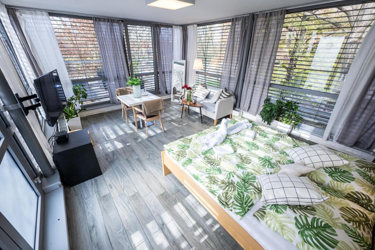 Atelier Lanna Panzió Ceske Budejovice Kültér fotó